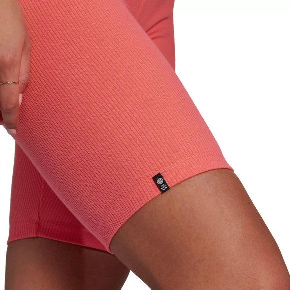 NWT adidas Originals Women's Outdoor Utility Short Leggings - Picture 6 of 6